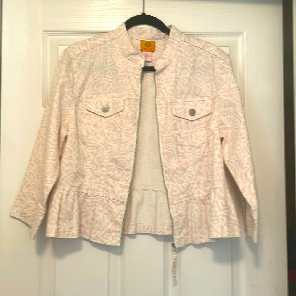 Ruby Rd women pink and white light weigth crop jacket size 14